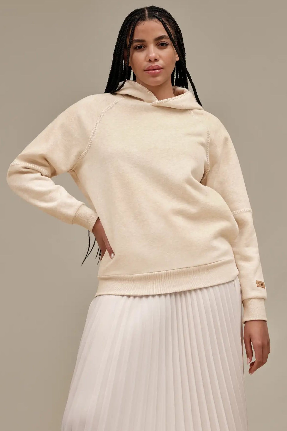 UGG W Classic Hoodie - Sand Heather Hoodie with Hidden Zipper Minimalist Clean