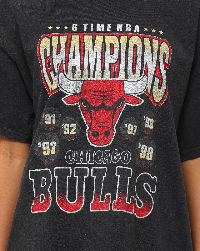 Mitchell & Ness Chicago Bulls Vintage Champ Tee Black